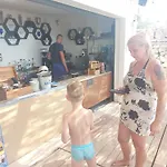 Bijela Kuca Nyaraló Mali Drvenik