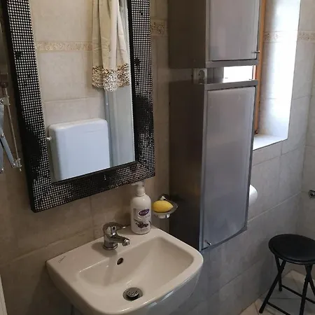 Bijela Kuca Casa vacanze Mali Drvenik